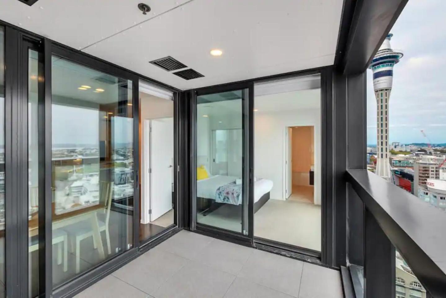 Gorgeous Seaview 2 Bedroom Apartment In Auckland Cbd Zewnętrze zdjęcie